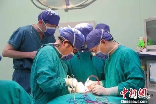 上海 长征医院：3D打印全颈椎助患者颈椎“再生”